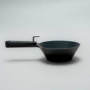 714206_CANCIOC PLASTIC CU AGATATOARE METALICA